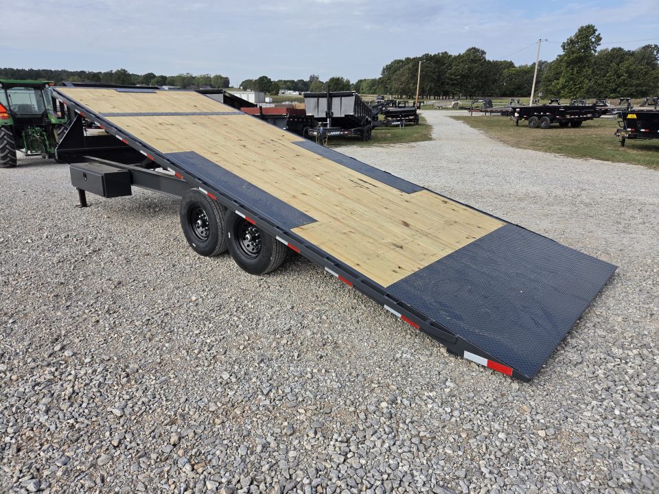 New 2027 Lamar 102X24 TANDEM 14K GOOSENECK DECKOVER POWER TILT W/14PLY