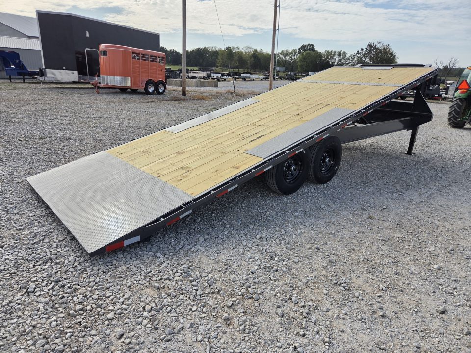 New 2027 Lamar 102X24 TANDEM 14K GOOSENECK DECKOVER POWER TILT W/14PLY