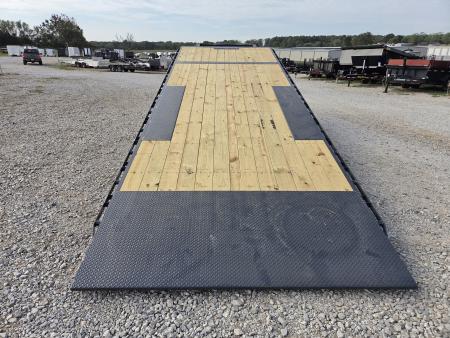 New 2027 Lamar 102X24 TANDEM 14K GOOSENECK DECKOVER POWER TILT W/14PLY