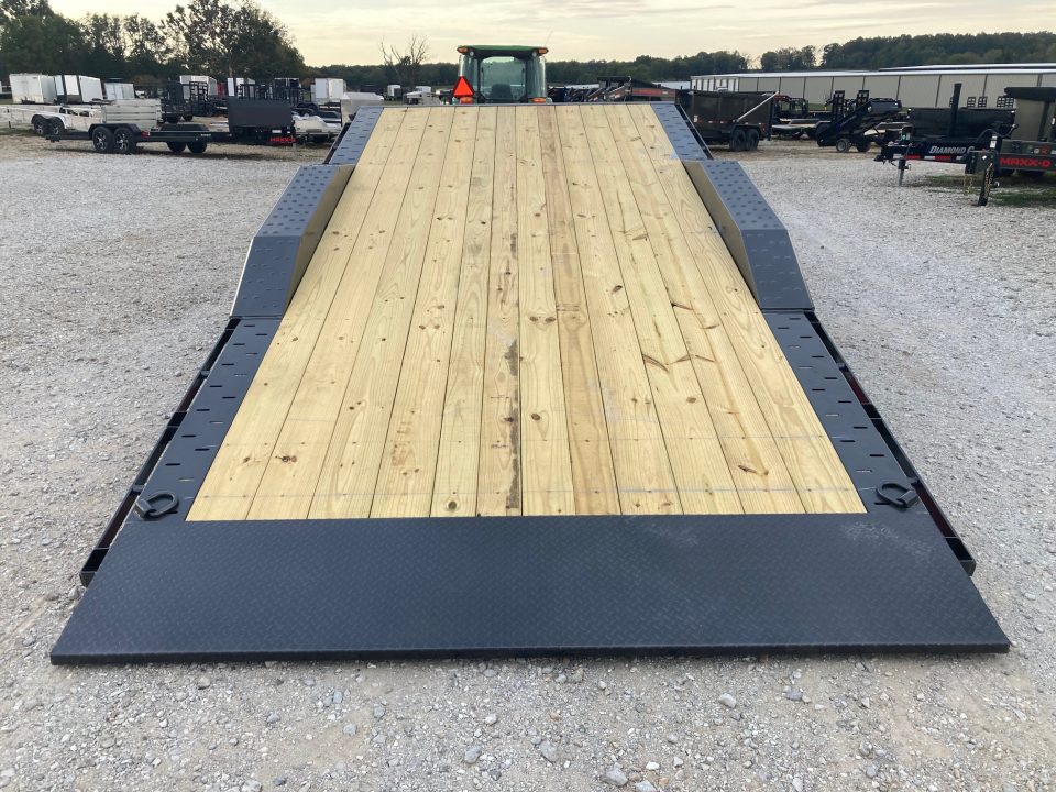 New 2027 Diamond C Trailers 102X24 TANDEM 23K TILT W/ 6' STATIONARY DECK, 18' TILT DECK W/ POWER OPTION, DRIVE OVER FENDERS & HYDROJACK Tilt Trailer