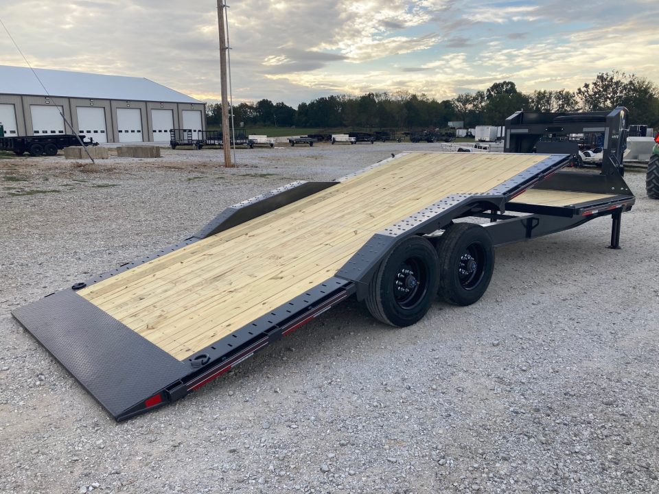 New 2027 Diamond C Trailers 102X24 TANDEM 23K GN W/ 6' STATIONARY, 18' TILT DECK W/ POWER OPTION, HYDROJACKS & DRIVE OVER FENDERS Tilt Trailer