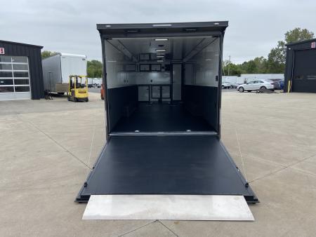 New United Trailers PREM-8.528 Racing Trailer
