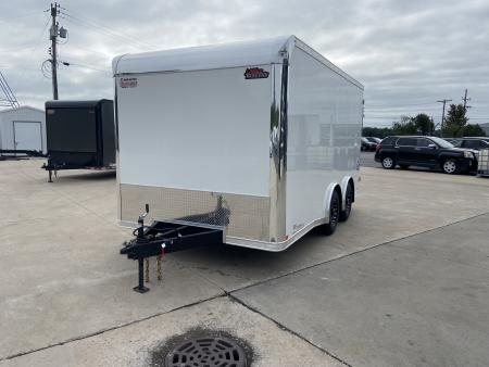 New United UXT-8.516 Cargo Enclosed Trailer