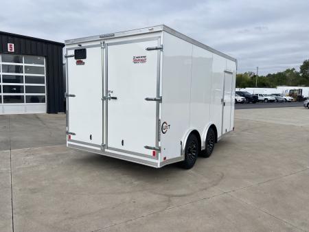 New United UXT-8.516 Cargo Enclosed Trailer