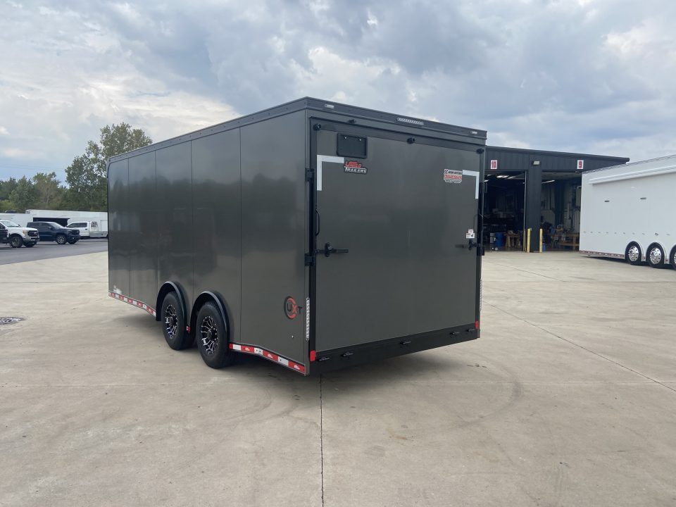 New United Trailers UXT-8.520 Cargo Enclosed Trailer