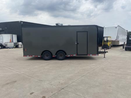 New United Trailers UXT-8.520 Cargo Enclosed Trailer