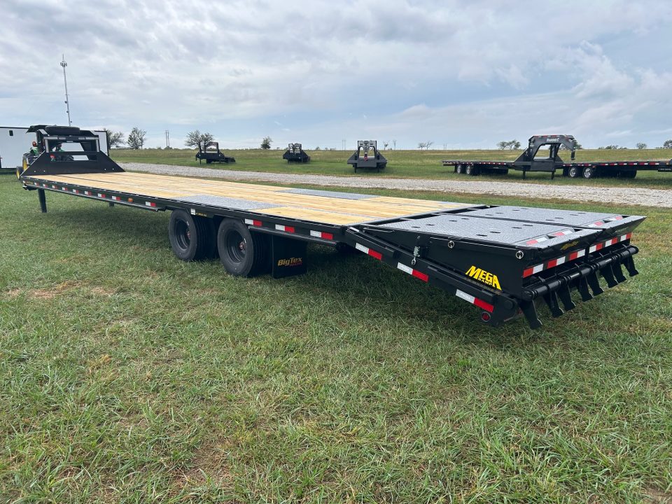 New 2027 Big Tex 12x40 Tandem 25.9K GN Flatbed w/ Mega Ramps, 2-Speed Jacks, & Ratchet Rail