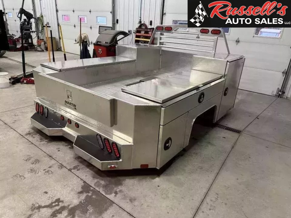 New Scratch and Dent Sale Martin Truck Bodies Aluminum Gooseneck Service Body DRW 60" CA Cab and Chassis SMOOTH APPEARANCE