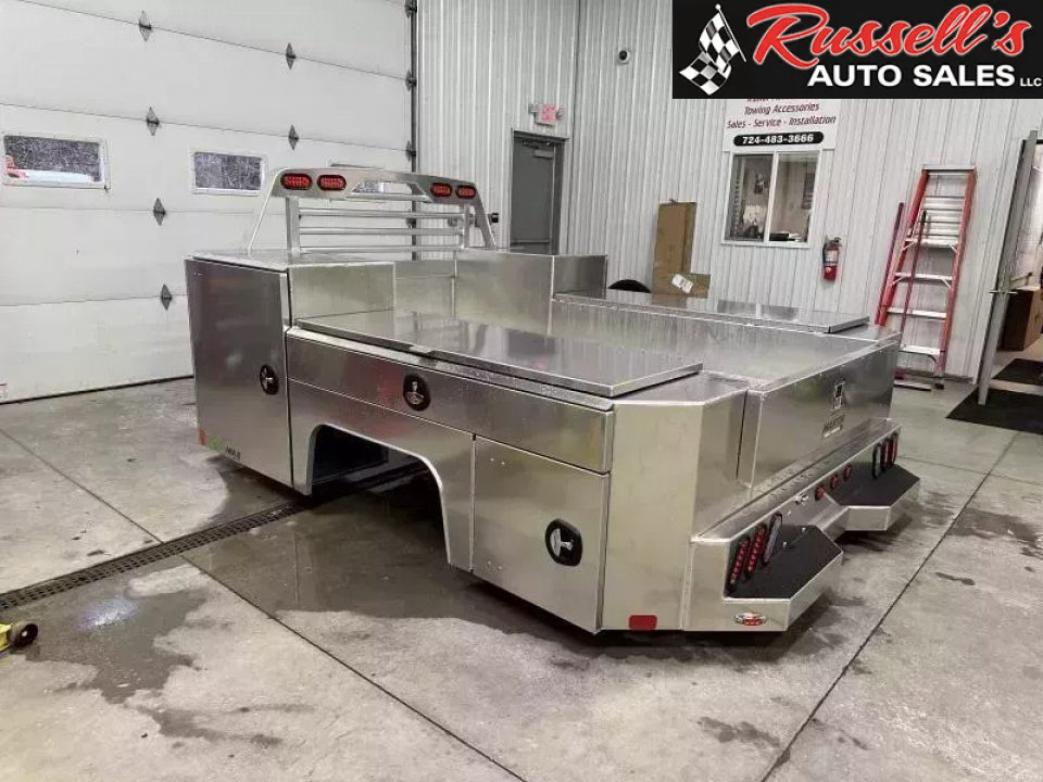 New Scratch and Dent Sale Martin Truck Bodies Aluminum Gooseneck Service Body DRW 60  CA Cab and Chassis SMOOTH APPEARANCE