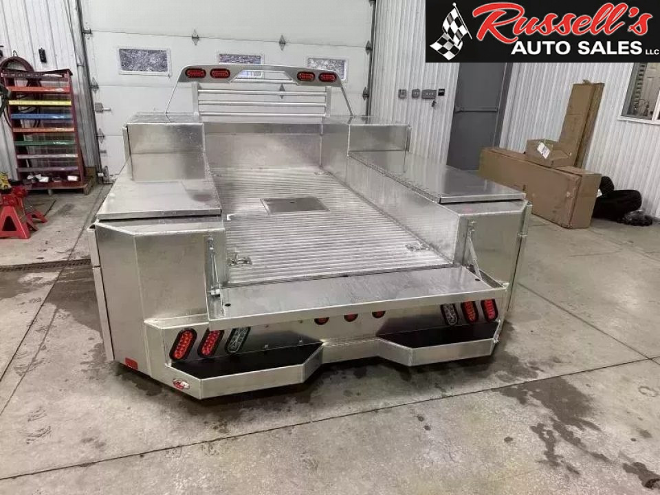 New Scratch and Dent Sale Martin Truck Bodies Aluminum Gooseneck Service Body DRW 60" CA Cab and Chassis SMOOTH APPEARANCE