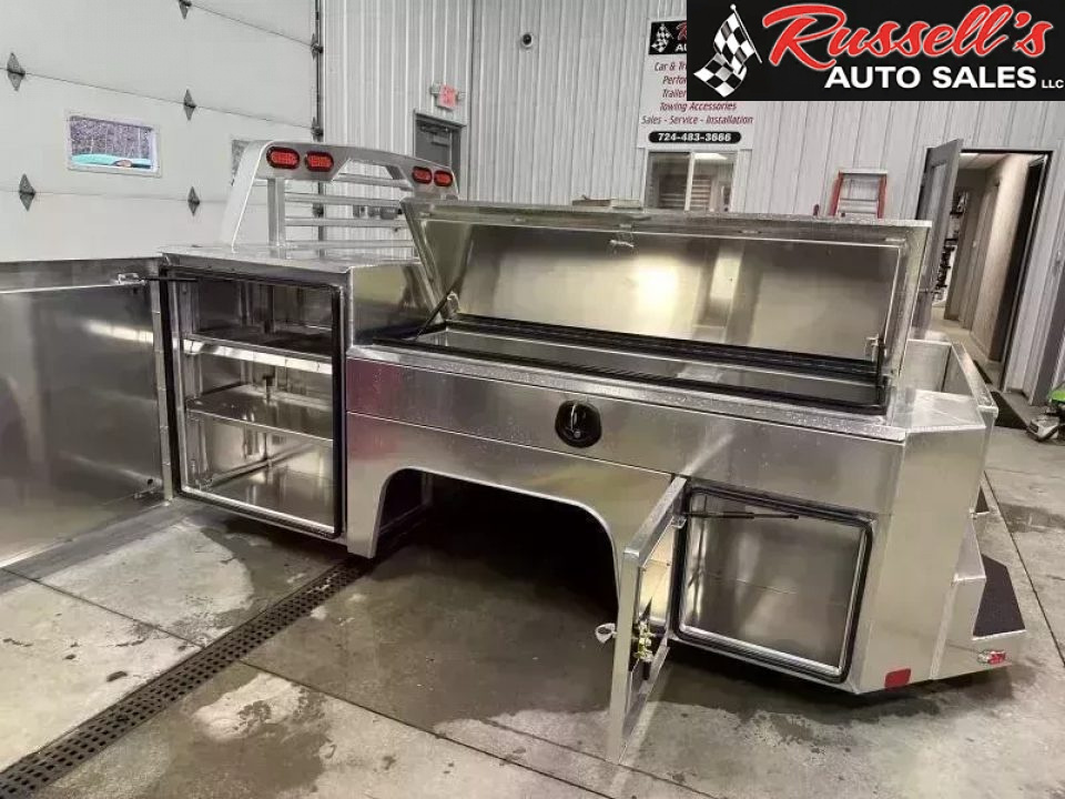 New Scratch and Dent Sale Martin Truck Bodies Aluminum Gooseneck Service Body DRW 60" CA Cab and Chassis SMOOTH APPEARANCE