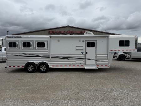 Used 2018 Elite 3 Horse Gooseneck 11' Living Quarters Outback Customs Conversion Horse Trailer