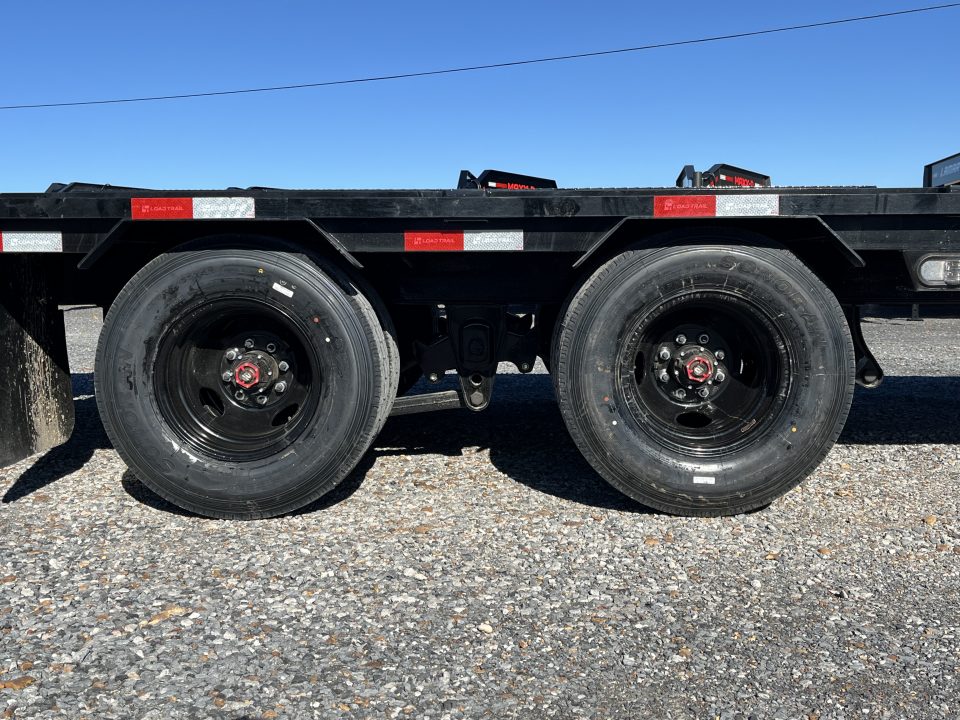 New 2026 Load Trail Gooseneck Flatbed Trailer | 102" x 32' 25.9K GVWR