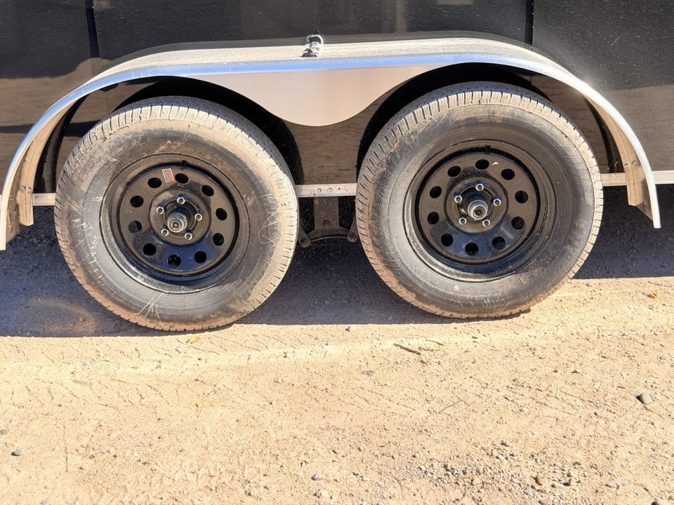 New 2027 Cross Trailers 7-16-1.5V Enclosed 7K GVWR