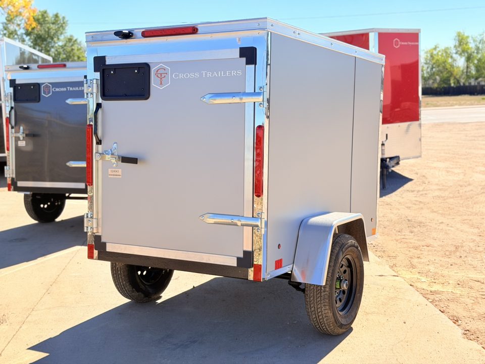 New 2027 Cross Trailers 4-6-1V Enclosed Barn Door 2K GVWR