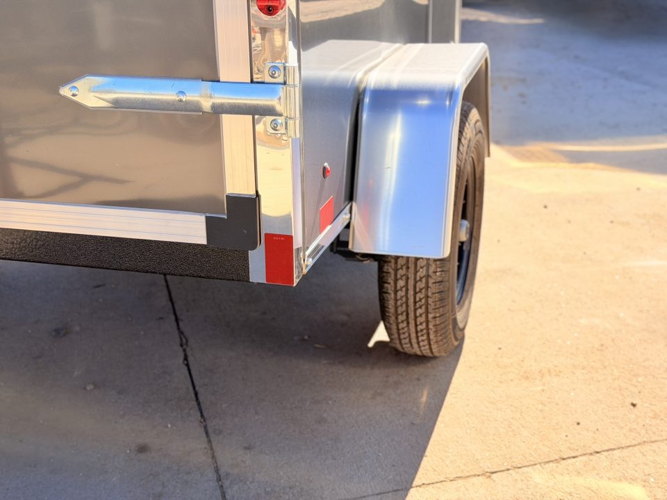 New 2027 Cross Trailers 4-6-1V Enclosed Barn Door 2K GVWR