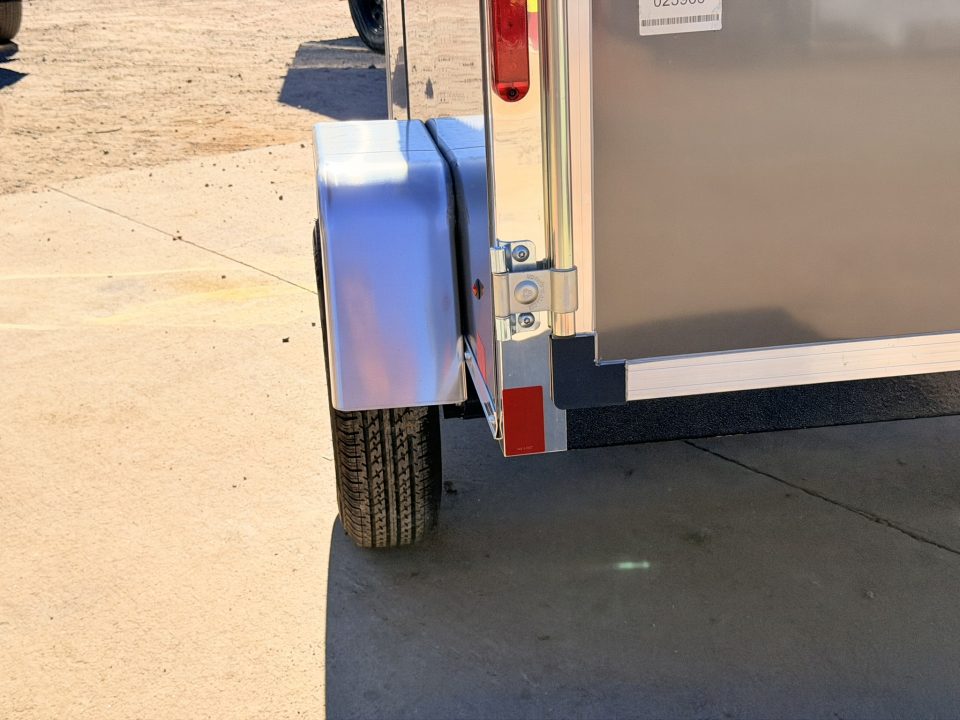 New 2027 Cross Trailers 4-6-1V Enclosed Barn Door 2K GVWR
