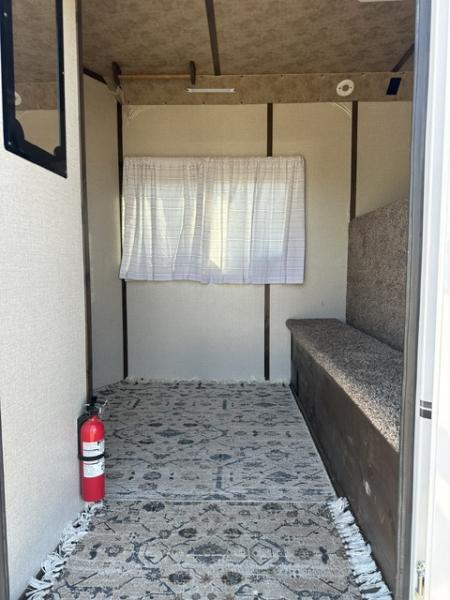 Consignment 2024 Trails West 4 Horse Horse Trailer