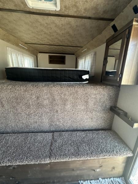 Consignment 2024 Trails West 4 Horse Horse Trailer