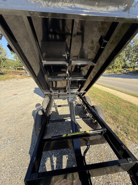 New 2027 U-Dump 6X10 7K DECK OVER DUMP / 6X10 / 2-3500# ELECTRIC BRAKE AXLES / BARN DOOR GATES / TARP / BLACK POWDERCOAT FINISH