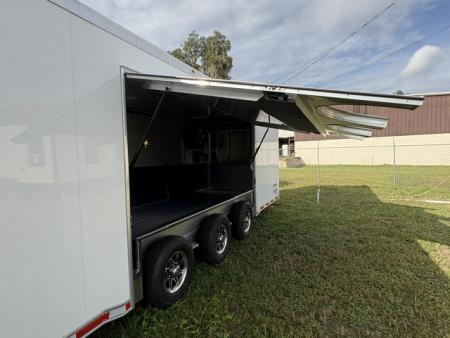 New 2027 8.5X32 inTech RACE TRAILER