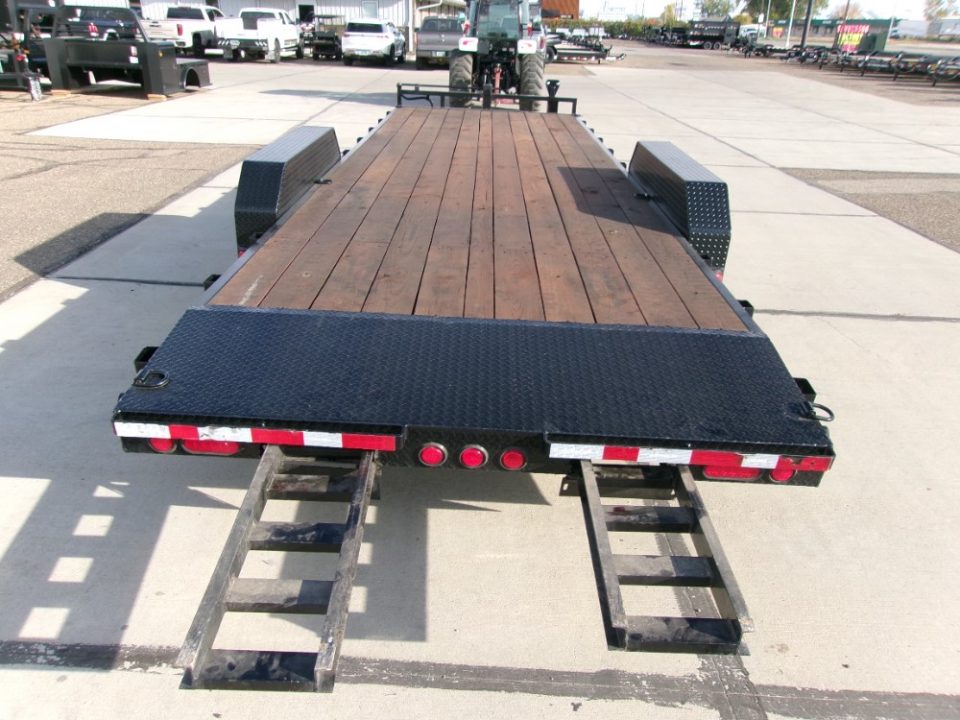 Used 2025 PJ Trailers 24' CH6" EQUIPMENT SLD Equipment Trailer