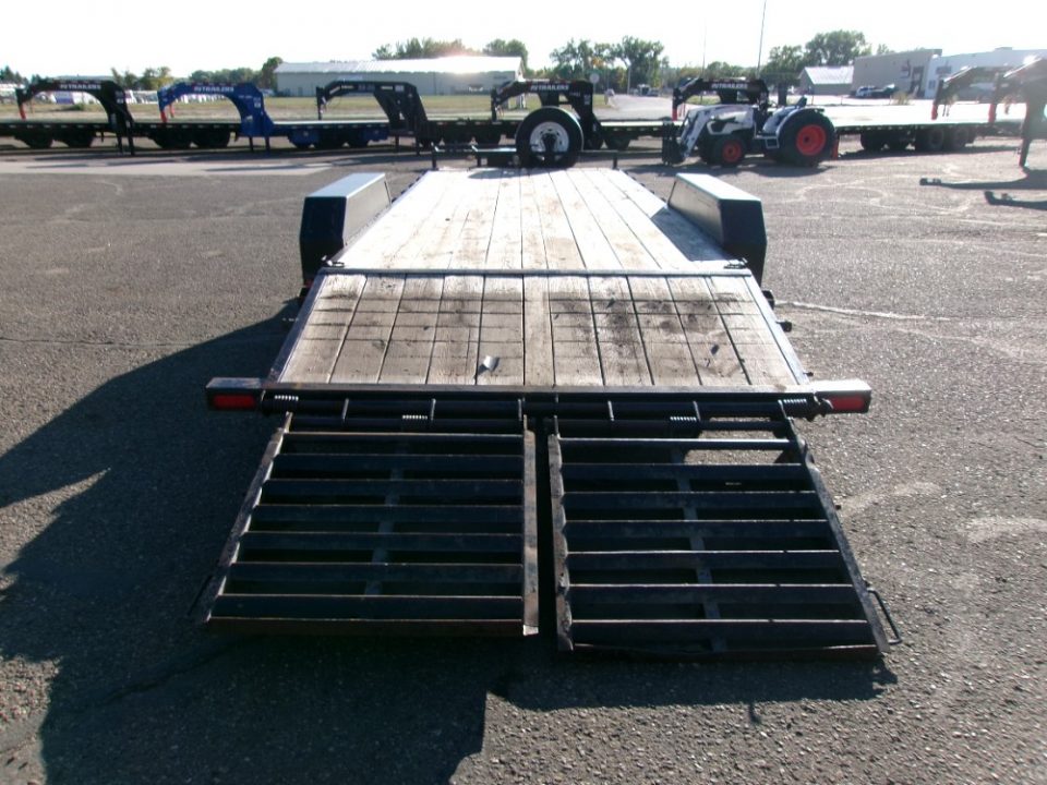 Used 2019 PJ Trailers Equipment Trailer