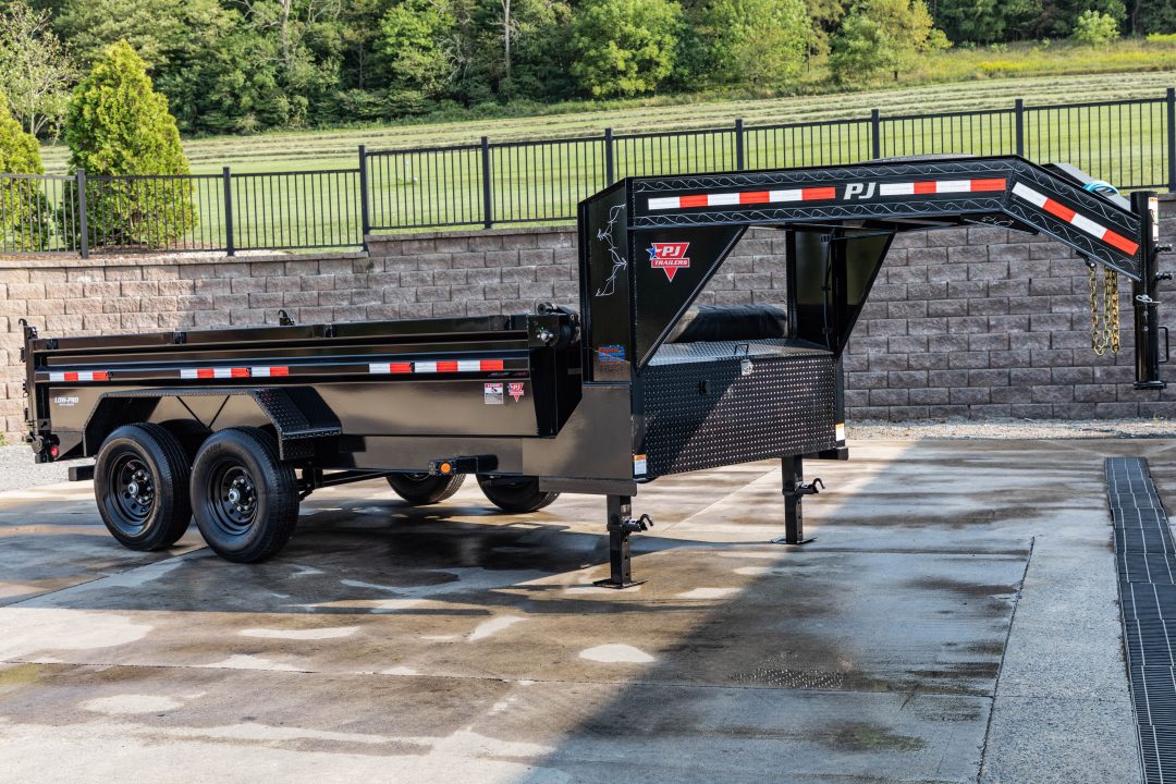 New PJ Trailers 14' Gooseneck Dump (DL)