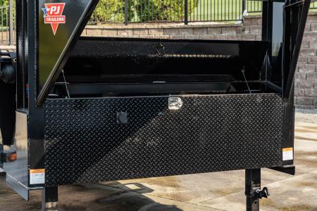 New PJ Trailers 14' Gooseneck Dump (DL)