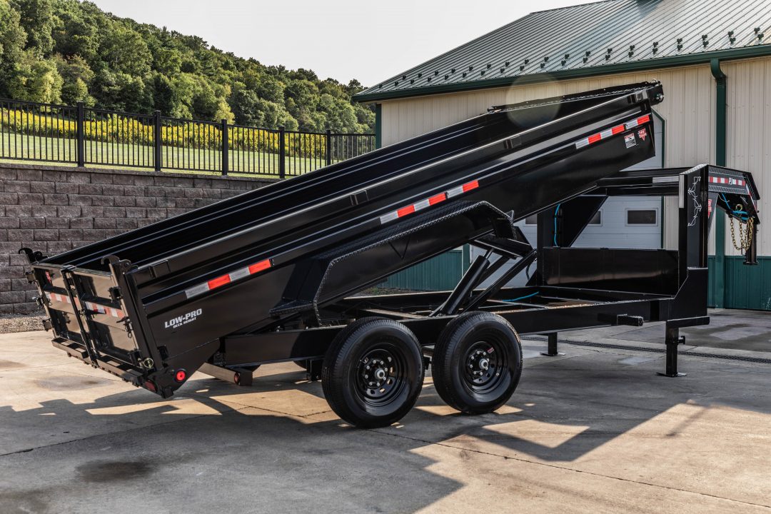 New PJ Trailers 16' Gooseneck Dump (DL)