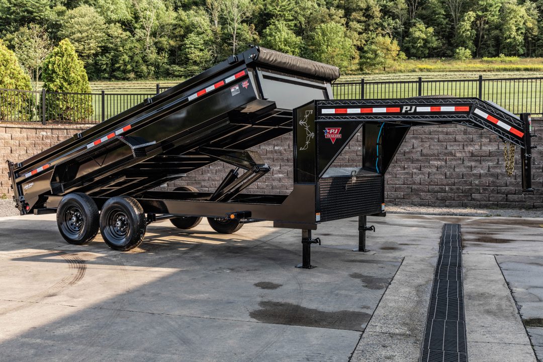 New PJ Trailers 16' Gooseneck Dump (DL)