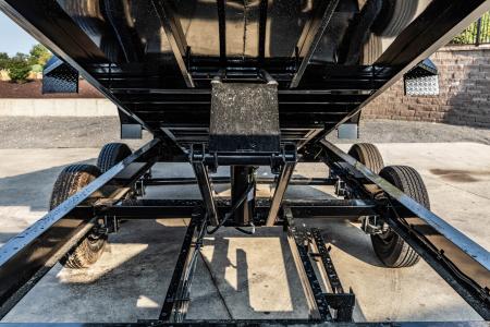 New PJ Trailers 16' Gooseneck Dump (DL)