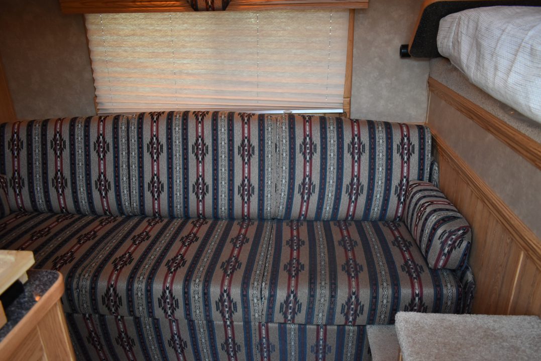 Used 2006 Kiefer Manufacturing GENESIS X3 Horse Trailer