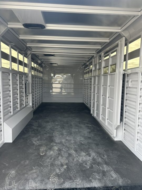 New 2027 Trails West 25' Combo