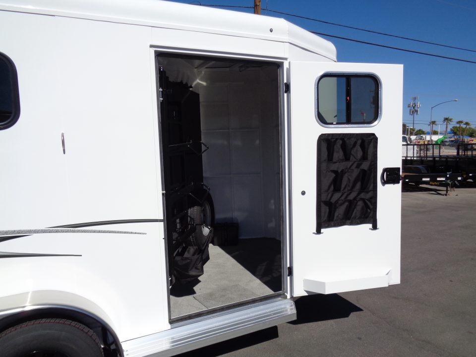 New 2027 Trails West * Classic II 2H SL * 2-Horse Slant Load Horse Trailer w/ Warm Blood Package