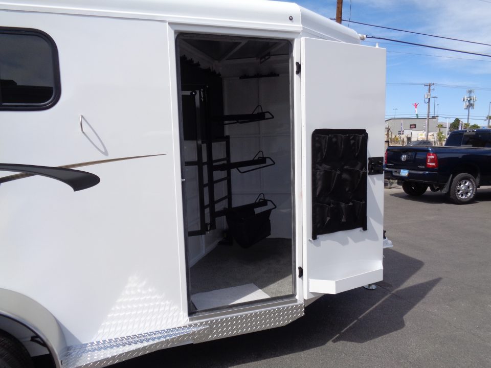New 2027 Trails West *ADV MX II 3H * ADVENTURE MX II 3-Horse Slant Load Horse Trailer