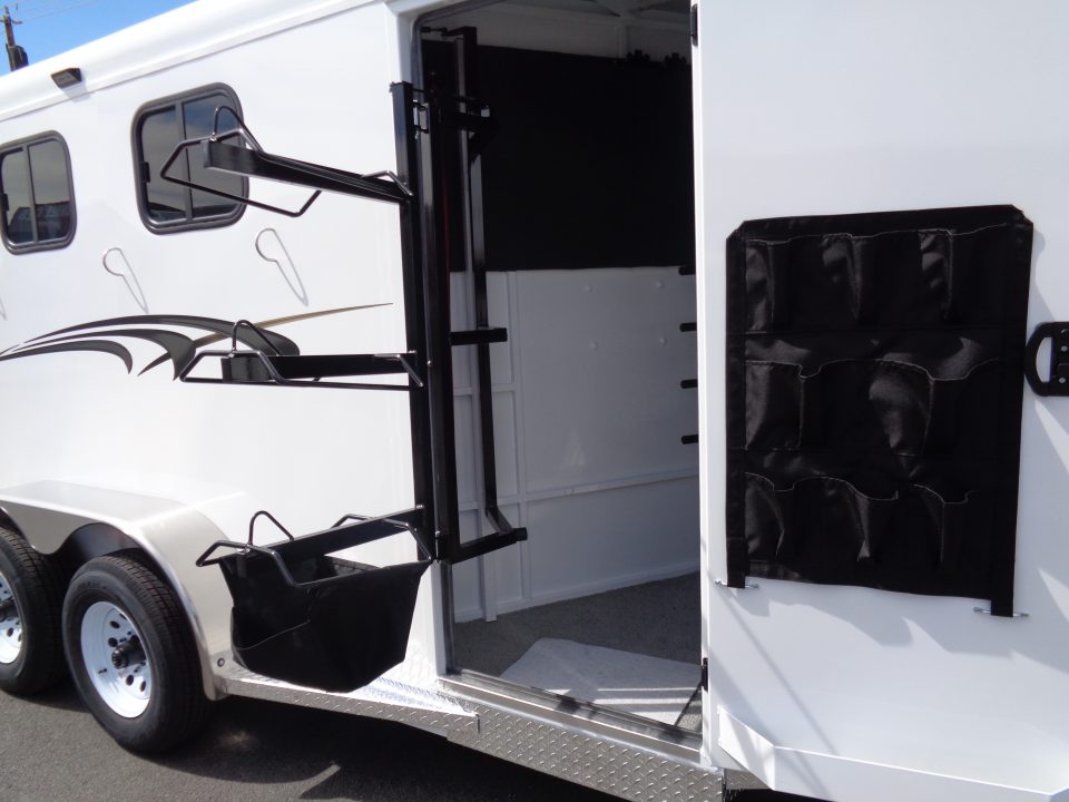 New 2027 Trails West *ADV MX II 3H * ADVENTURE MX II 3-Horse Slant Load Horse Trailer