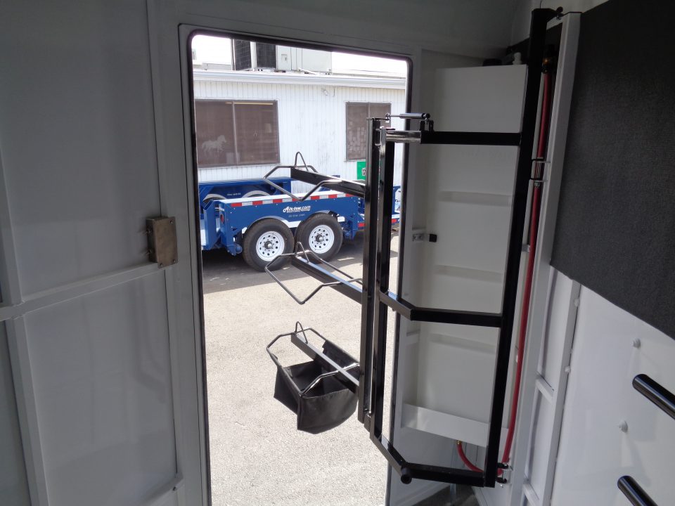 New 2027 Trails West *ADV MX II 3H * ADVENTURE MX II 3-Horse Slant Load Horse Trailer
