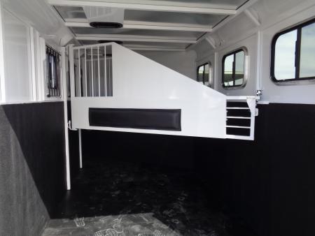 New 2027 Trails West *ADV MX II 3H * ADVENTURE MX II 3-Horse Slant Load Horse Trailer