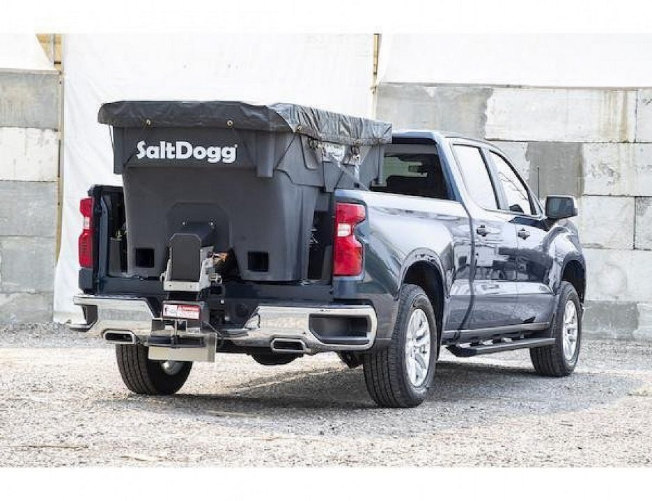 New NEW 2026 SALTDOGG (SHPE1500) 1.5 cu yd Poly Hopper Electric Salt Spreader w/ Standard Chute