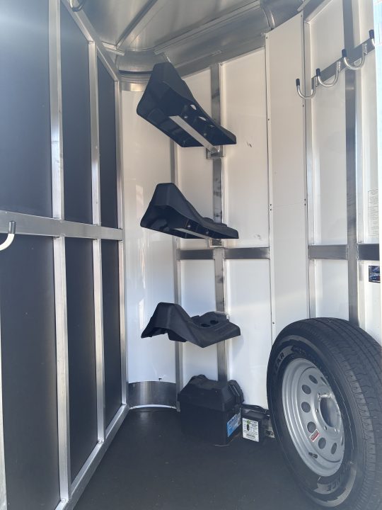 Used 2018 Shadow 3H BP Horse Trailer