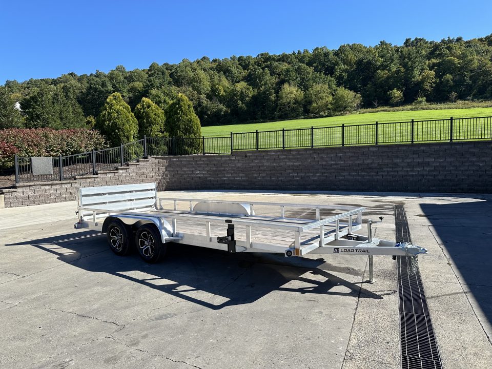 New Load Trail 18' Tandem Axle Utility (UA)