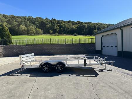 New Load Trail 18' Tandem Axle Utility (UA)