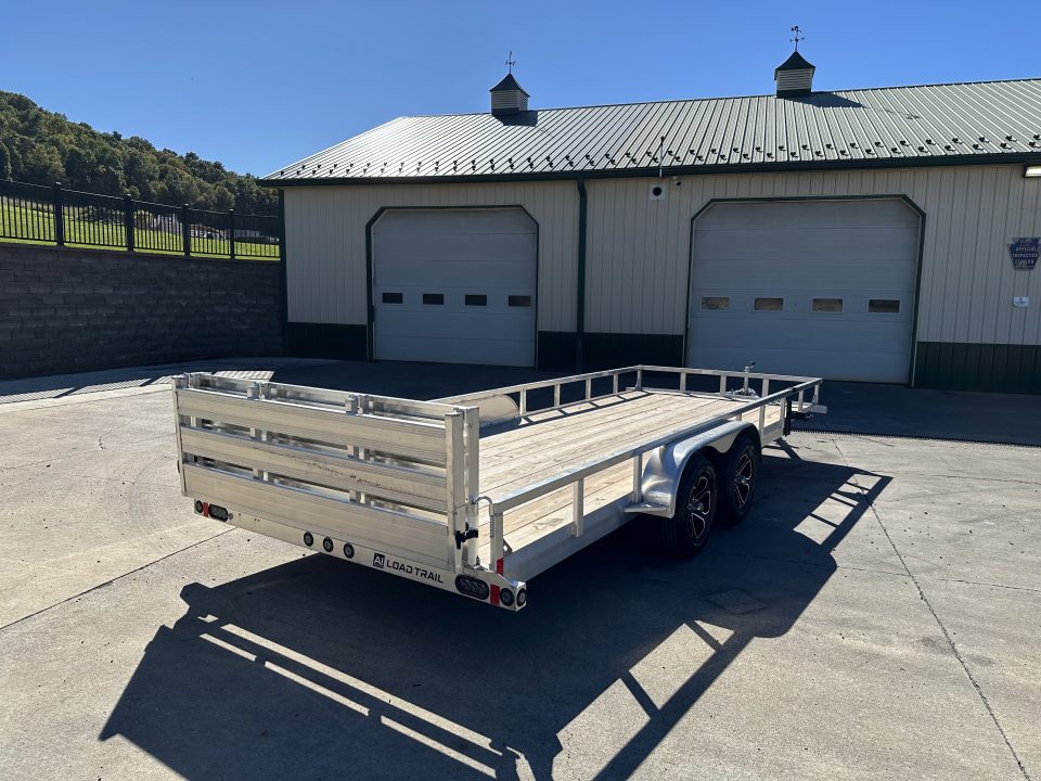 New Load Trail 20' Tandem Axle Utility (UA)