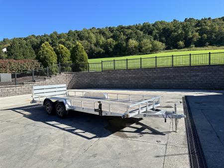 New Load Trail 20' Tandem Axle Utility (UA)