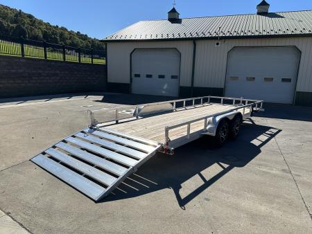 New Load Trail 20' Tandem Axle Utility (UA)