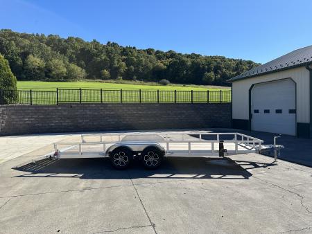 New Load Trail 20' Tandem Axle Utility (UA)
