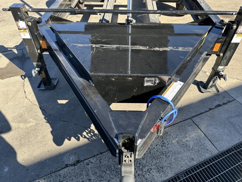 New Load Trail 16' HD Telescopic Low-Pro dump (DL)
