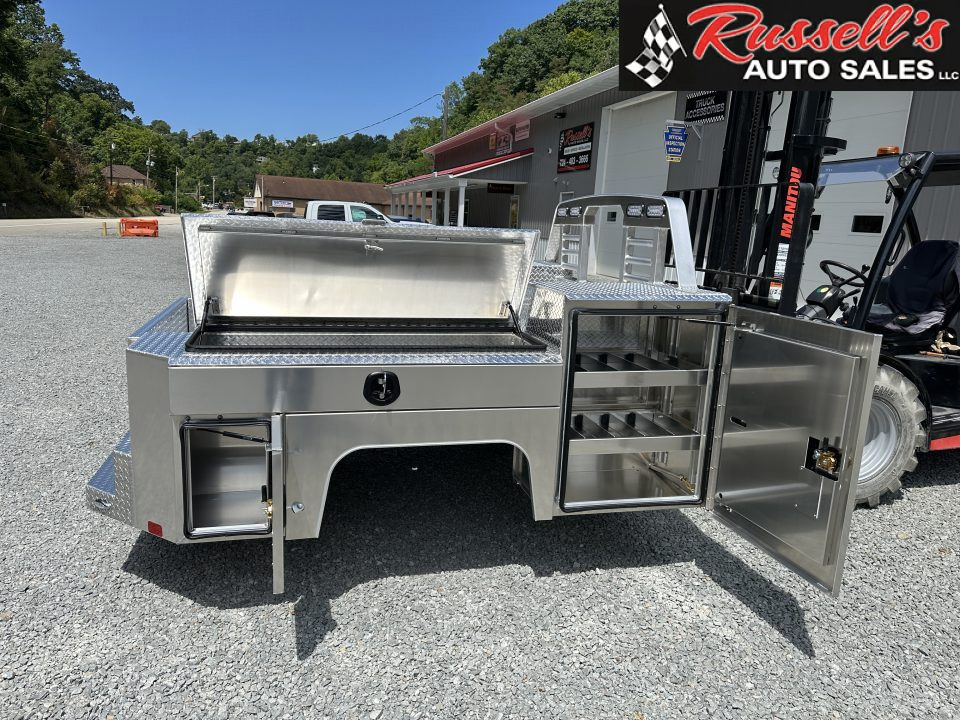 New Martin Truck Bodies Aluminum Gooseneck Service Body DRW 8' Diamond Tread * Clear Lens * Back Window CutOut Gooseneck Bodies
