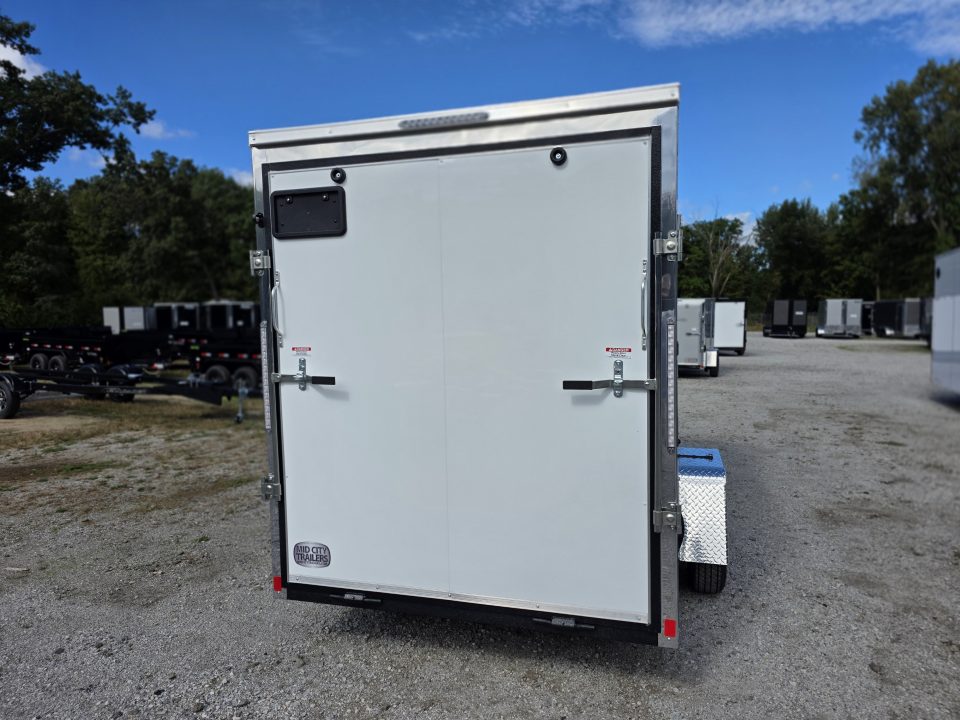New 2027 Formula Trailers 6x12 6'6 INSIDE 080 SCREWLESS EXTERIOR ramp door 6 X 12 Cargo / Enclosed Trailer